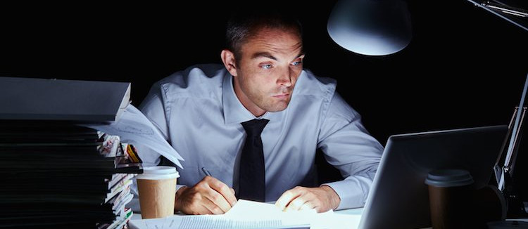 Che cos’è la dipendenza da lavoro